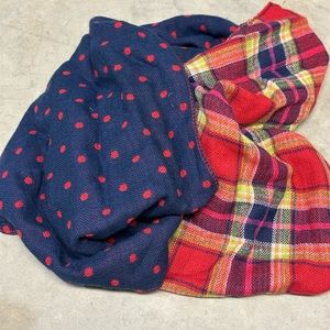 Women’s infinity scarf